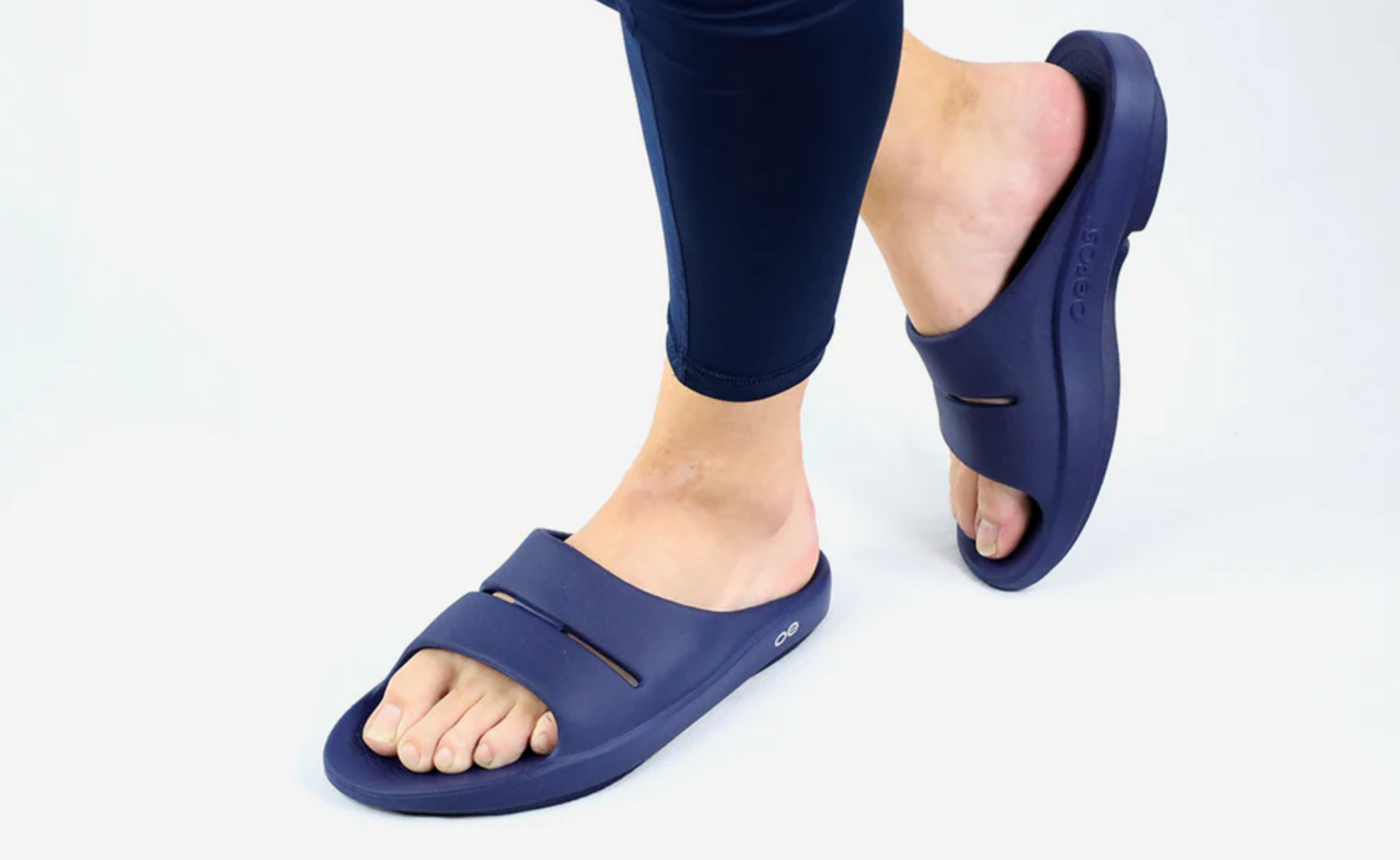 OOFOS OOahh Slide Sandal unisex
