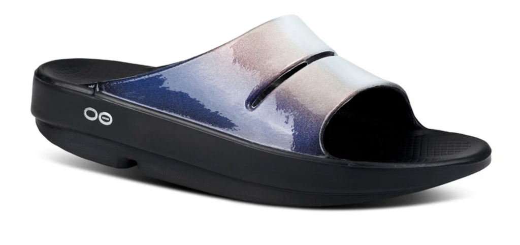 Oofos aanbieding shop